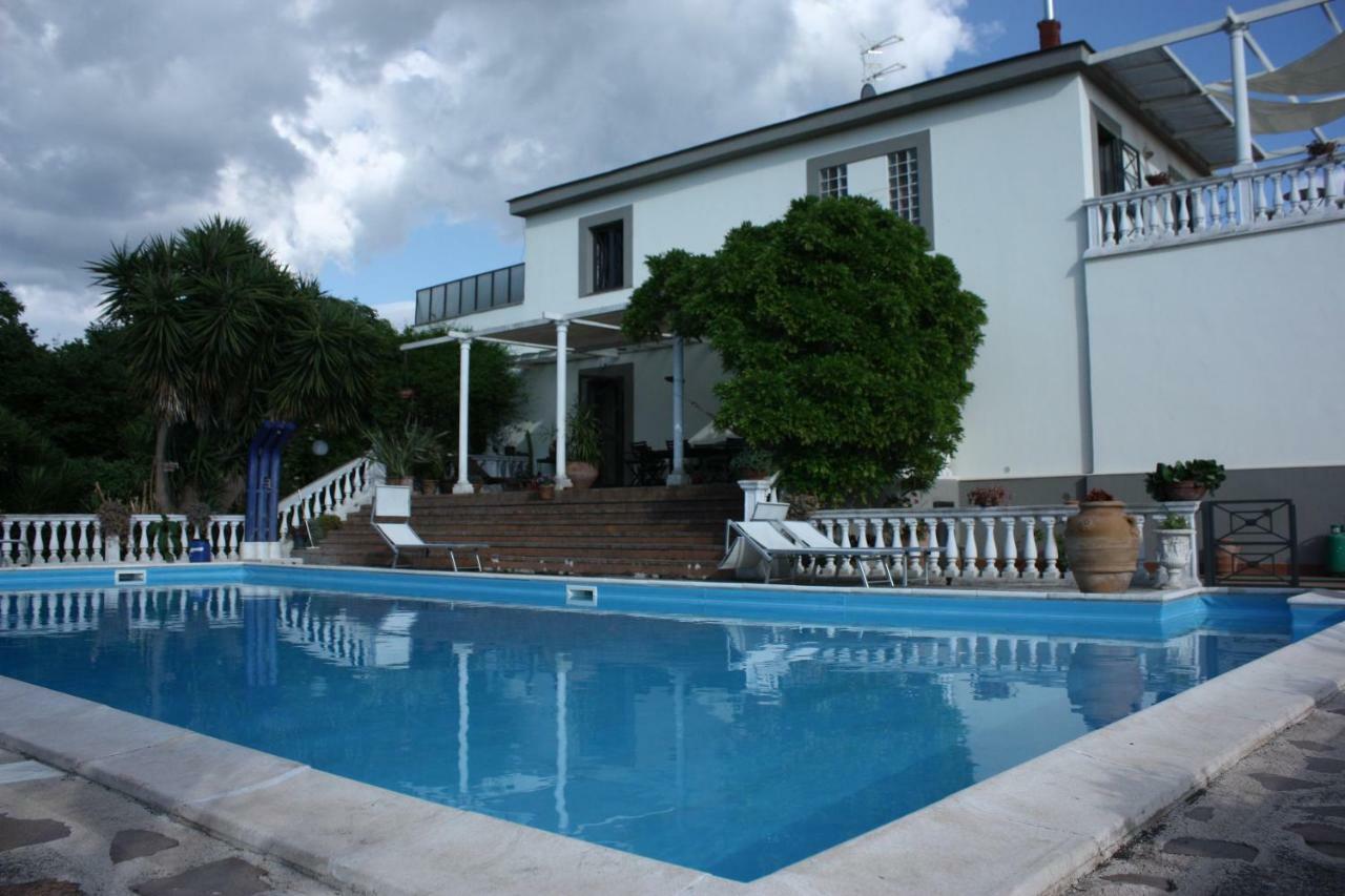 B&B La Marchesa SantʼAnastasia Exterior foto